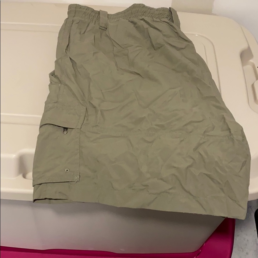 Columbia GRT shorts